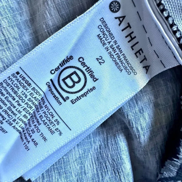 ATHLETA | Trekkie North Pants Kinetic Abstract Black Joggers Plus | Size 22 - Picture 9 of 9